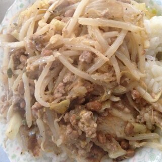 栄養満点★納豆ひき肉もやし炒め